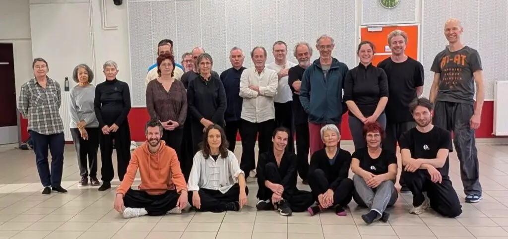 Photo de fin du stage de Philippe Schmidt organisé par YiMaJing en mars 2025.